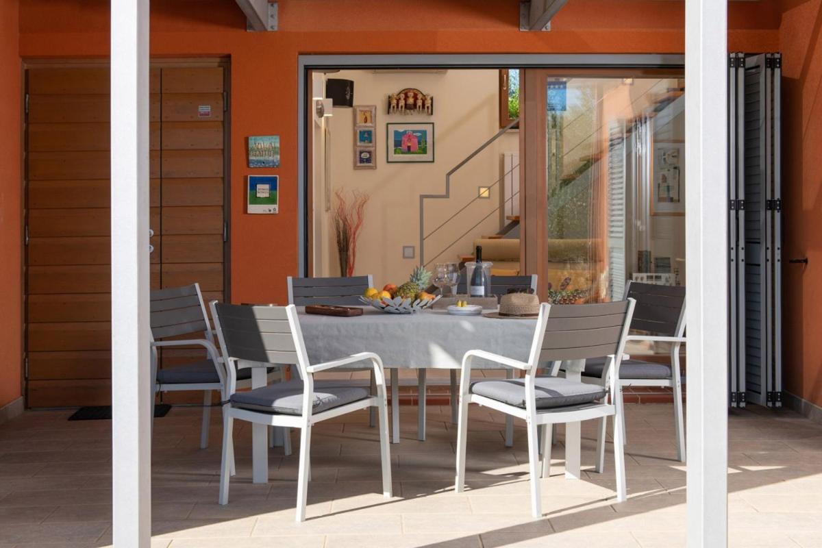 Villa Emili In Medulin - Haus Fuer 4-5 Personen Exterior foto