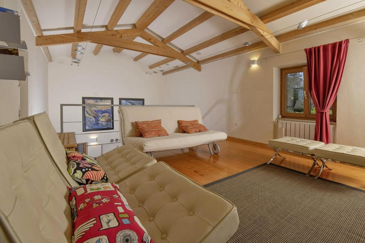 Villa Emili In Medulin - Haus Fuer 4-5 Personen Exterior foto